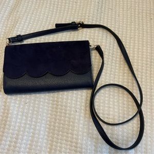 EUC Navy LC Lauren Conrad Crossbody bag